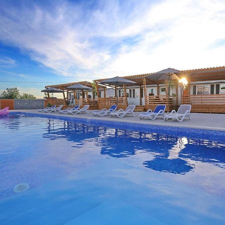 Poolside Mobile Home Turanj Exterior photo